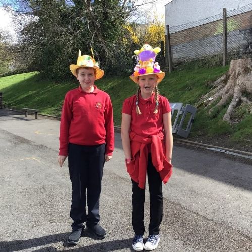 Hetiau Pasg/ Easter hats